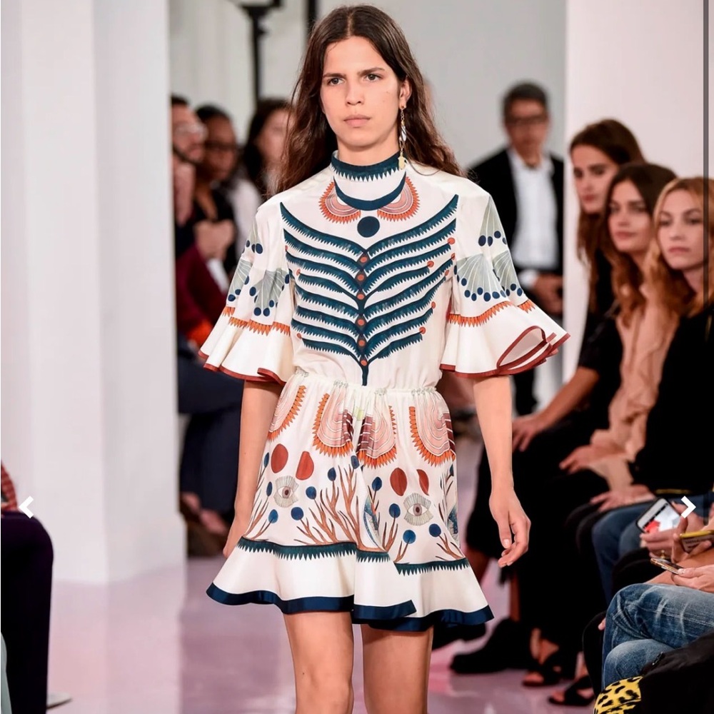 ✨ CHLOE spring summer 2018 painted silk dress
